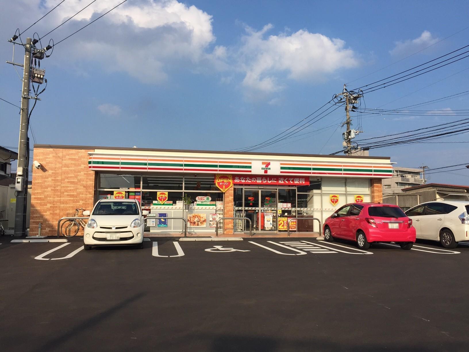 コンビニ　コンビニ（コンビニ）まで450m