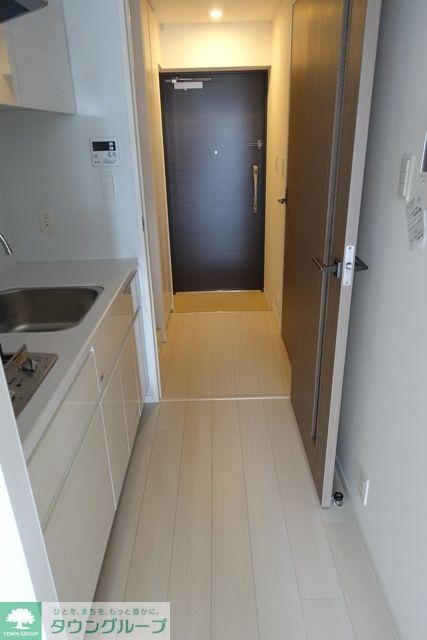 玄関　※写真は同タイプ住戸です。