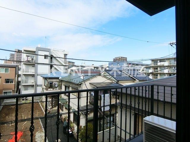 バルコニー　バルコニーがあります