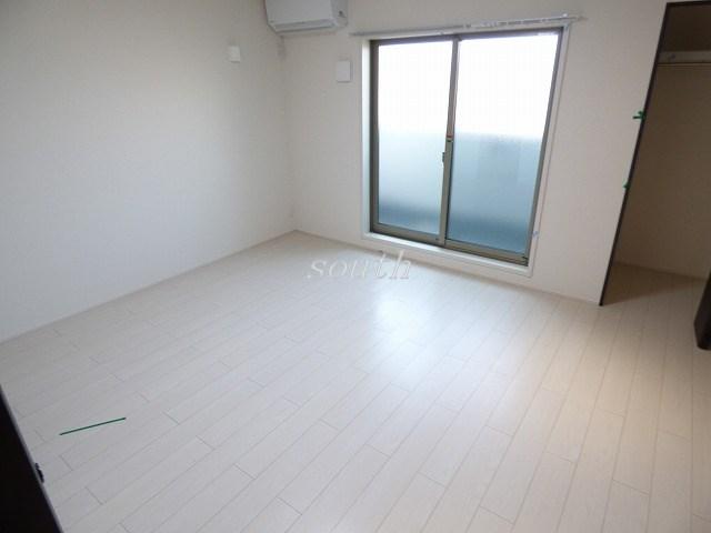 フジパレス河内花園V番館の居間写真