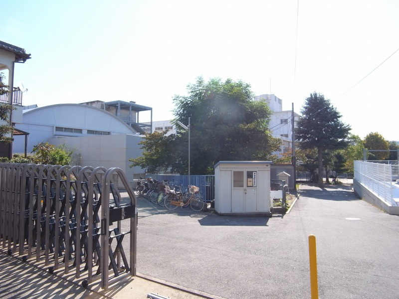 小学校　多田小学校（小学校）まで619m