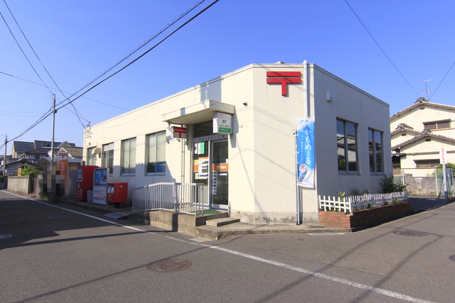 郵便局　松山土居田郵便局（郵便局）まで811m