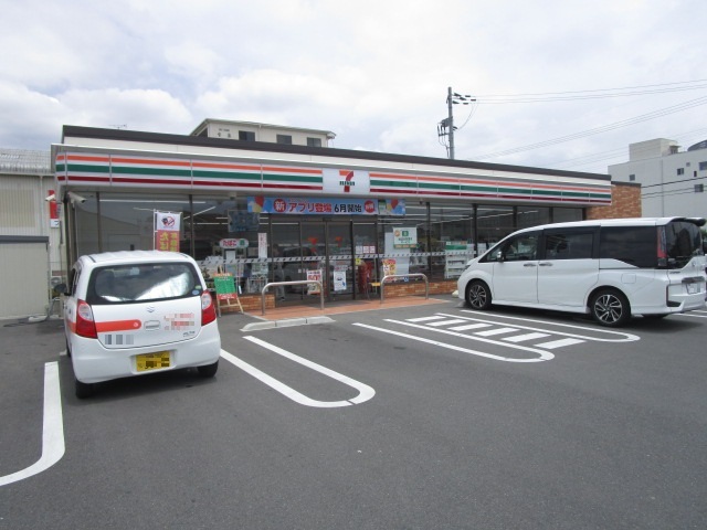 コンビニ　セブンイレブン泉佐野中町店（コンビニ）まで191m
