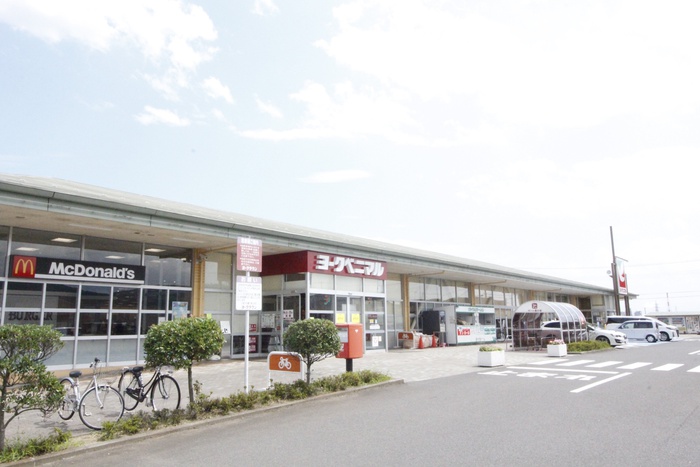 スーパー　ヨークベニマル岩沼西店（スーパー）まで600m
