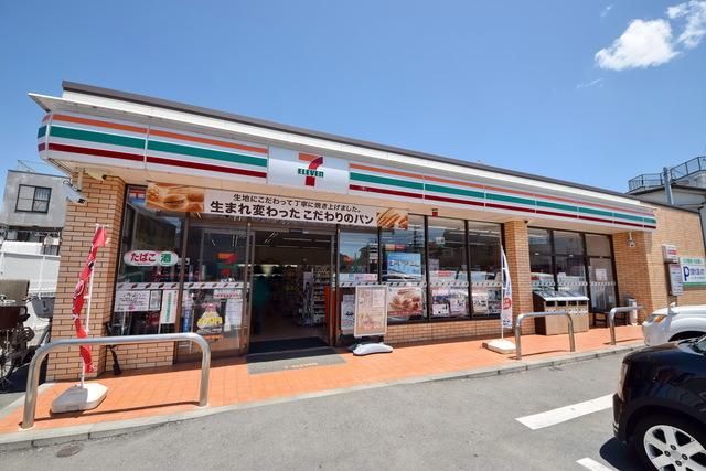 コンビニ　セブンイレブン狛江水道道路店（コンビニ）まで822m