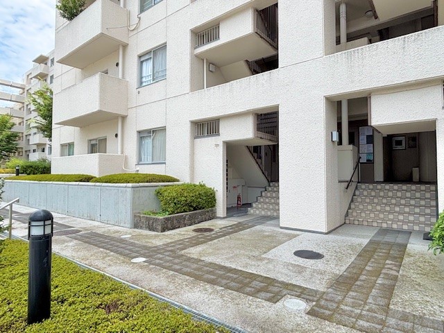 ロビー　建物入口