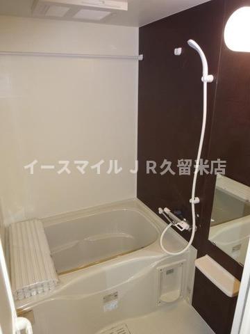バス・シャワールーム　同タイプの写真となります。