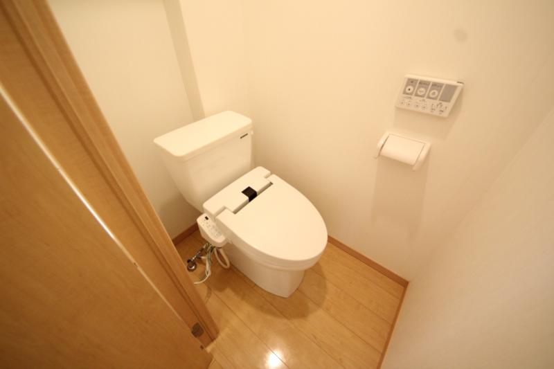 トイレ　トイレもきれいです