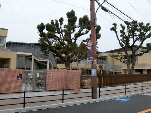 小学校　さくら小学校（小学校）まで217m