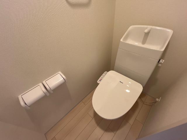 トイレ　シャワー付トイレ