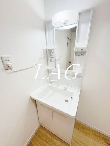 洗面設備　洗面台です。