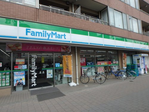 コンビニ　ファミリーマート さんみせ大谷口店（コンビニ）まで516m