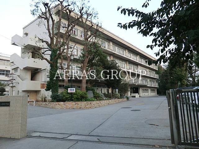 中学校　横浜市立保土ケ谷中学校（中学校）まで646m