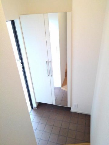 玄関　シンプルで使いやすい玄関です