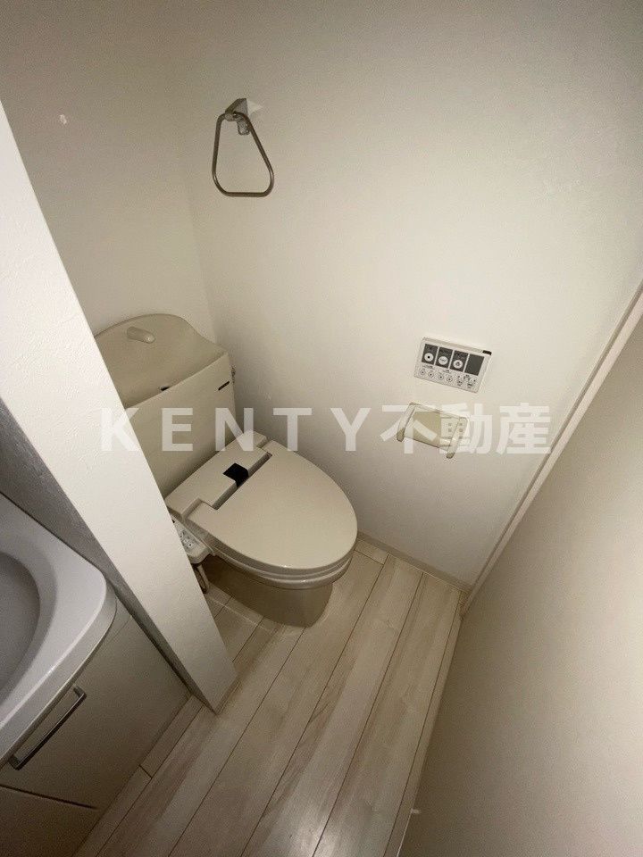 トイレ　落ち着いたトイレです