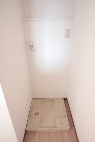 洗面設備　（別タイプ参考写真）三和第一ビル　文京区千石4