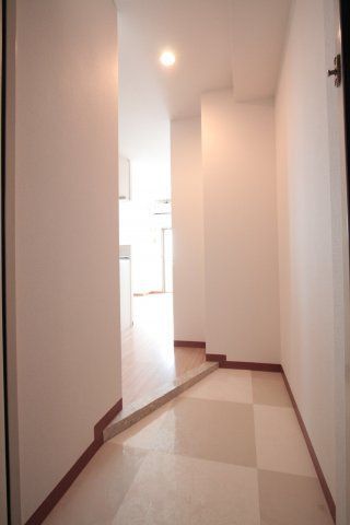 玄関　（別タイプ参考写真）三和第一ビル　文京区千石4