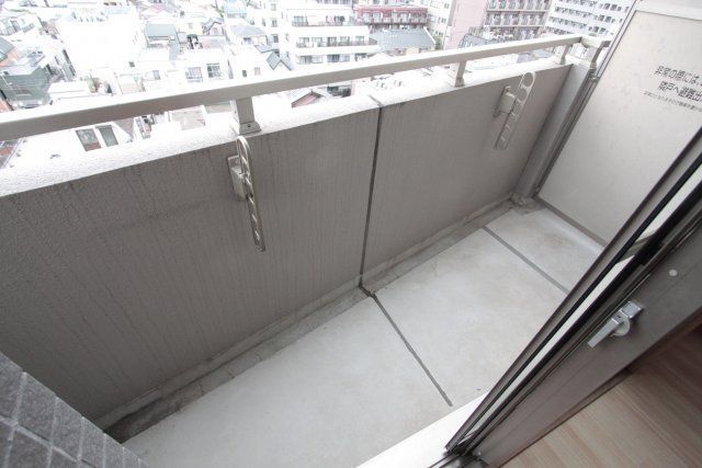 バルコニー　（別タイプ参考写真）三和第一ビル　文京区千石4