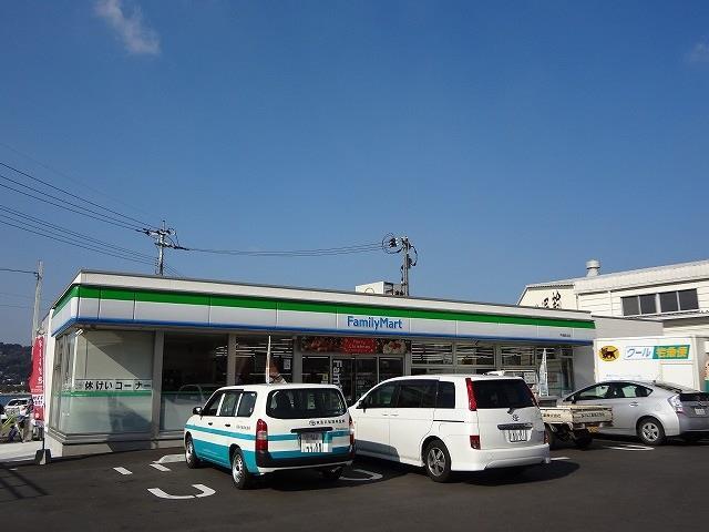 コンビニ　ファミリーマート 戸畑駅北店（コンビニ）まで350m