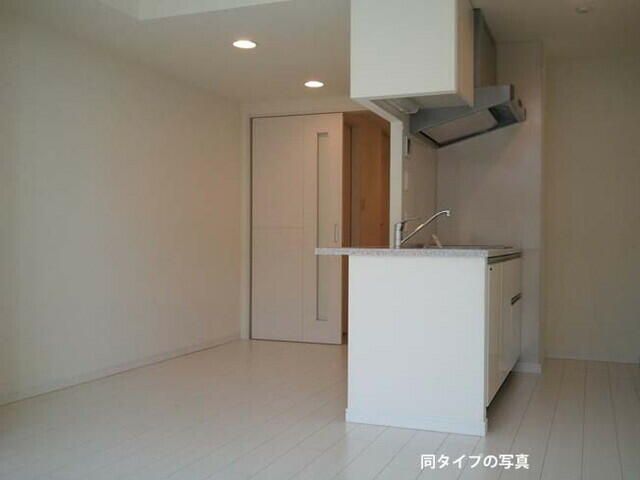 居室・リビング　同タイプ部屋　参考写真です