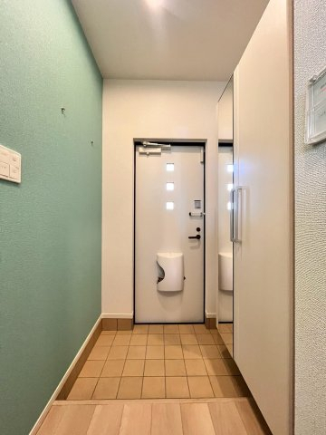 玄関　別号室の画像です。ご参考下さい
