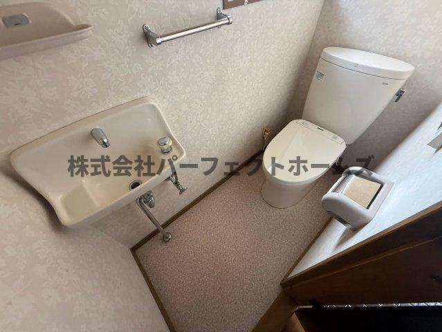 トイレ　トイレもきれいです