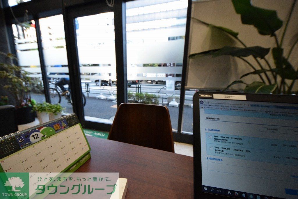 ロビー　お問合せは(株)タウンハウジング東京へ