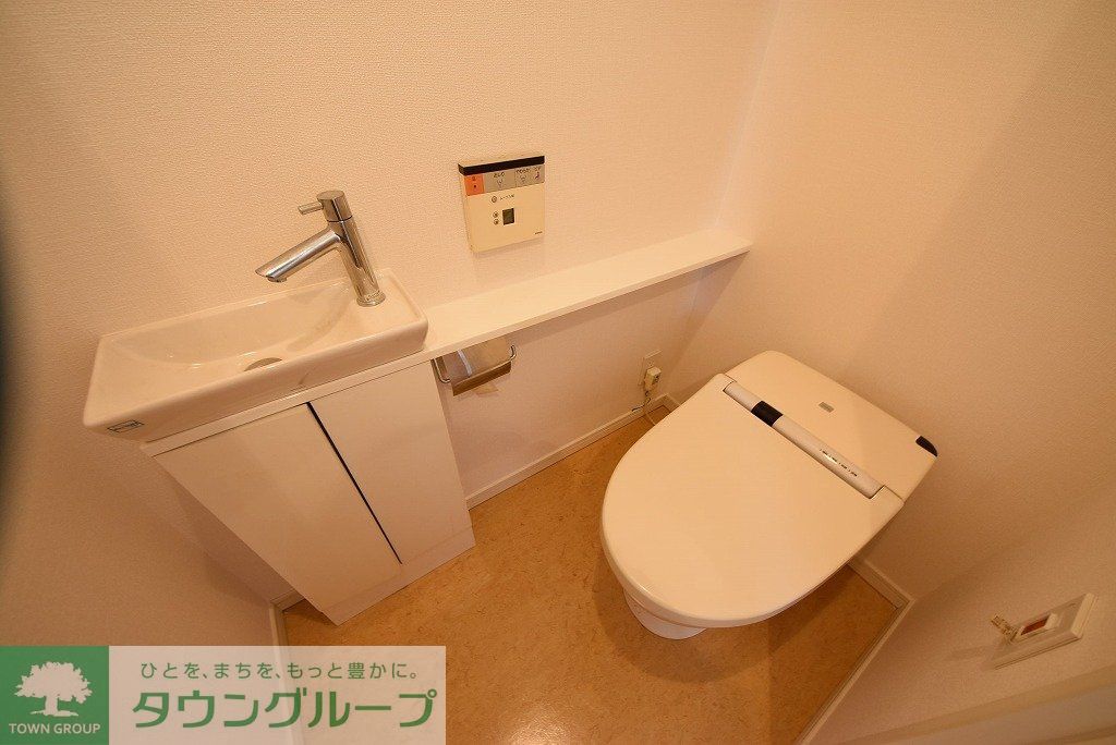 トイレ　お問合せは(株)タウンハウジング東京へ