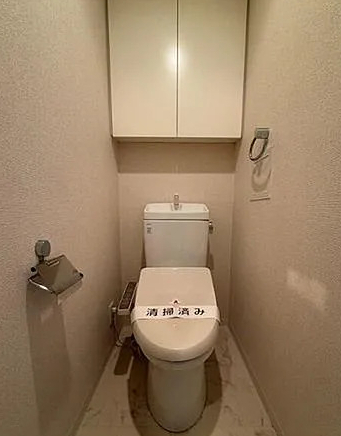 トイレ　※反転タイプ参考写真