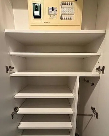 玄関　※反転タイプ参考写真