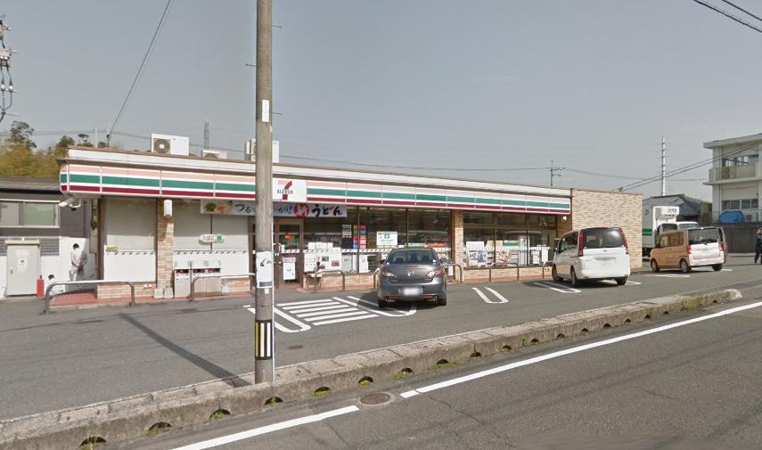 コンビニ　セブンイレブン下関武久店（コンビニ）まで650m