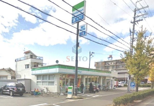 コンビニ　ファミリーマート豊中夕日丘店（コンビニ）まで420m