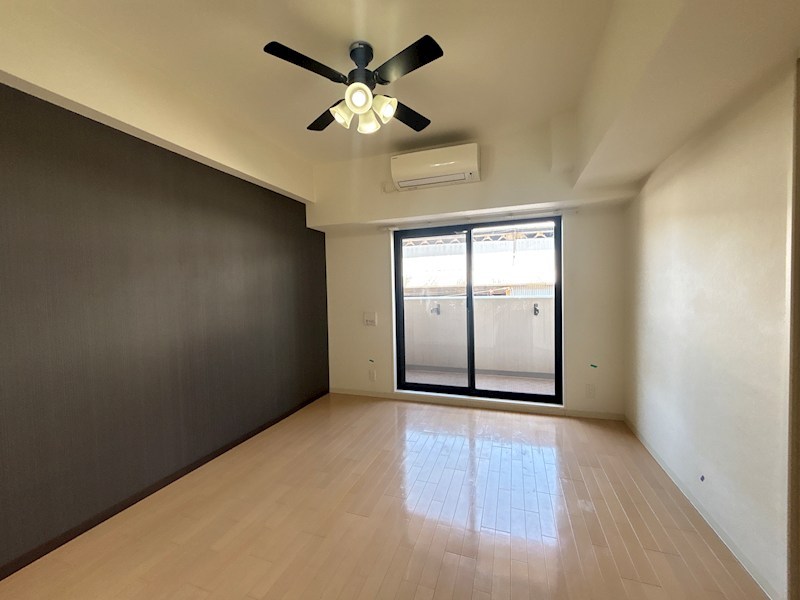 LUXE芦屋南の居間写真