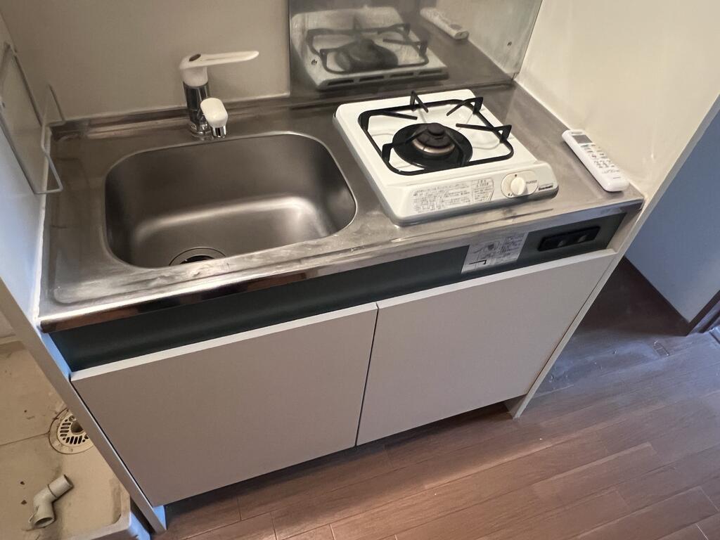 キッチン　※別号室の参考写真となります。