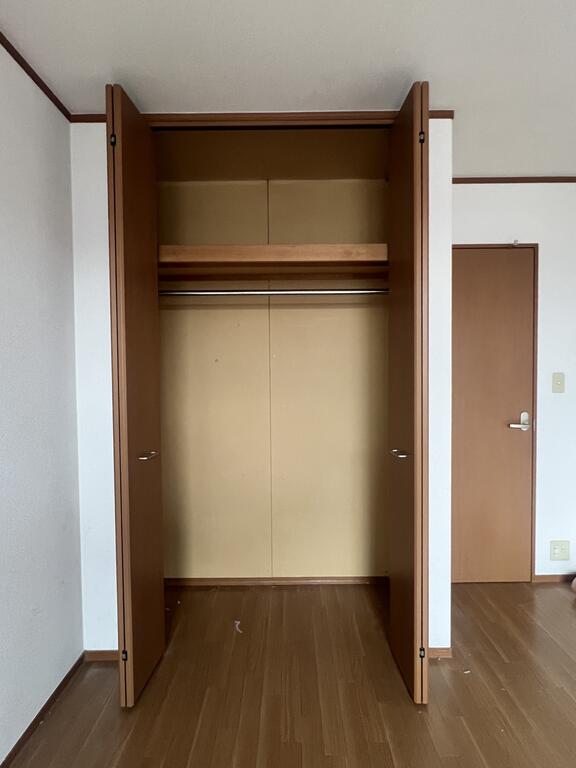 収納　※別号室の参考写真となります。