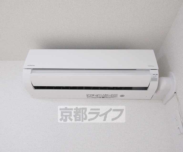 その他設備　エアコン２基付き・
