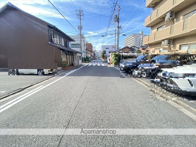 その他　前面道路（その他）まで0m