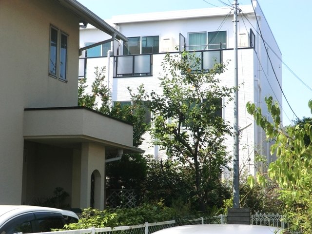 建物外観　★鉄骨造３階建て！外観です★