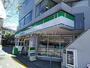 コンビニ　ファミリーマート東中神駅前店（コンビニ）まで571m