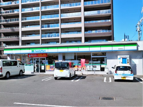 コンビニ　ファミリーマート 静岡東町店（コンビニ）まで610m