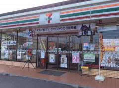 コンビニ　セブンイレブン名取増田3丁目店（コンビニ）まで270m