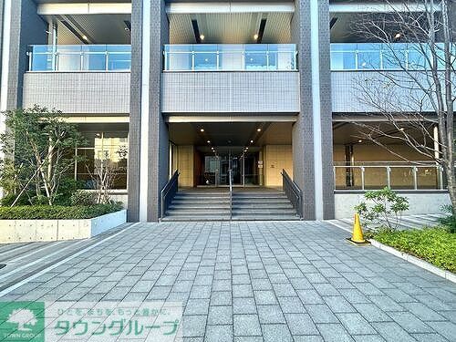 エントランス　エントランス外観　※前回募集時2023年12月撮影