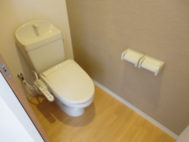 トイレ　図面と現状に相違がある場合には現状を優先