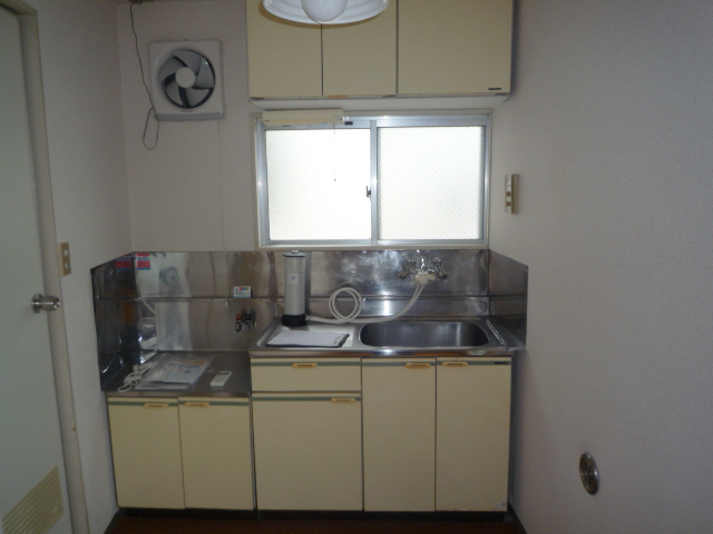 フラットしもきたのキッチン写真