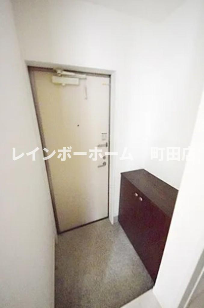 玄関　※同間取り別部屋参考画像
