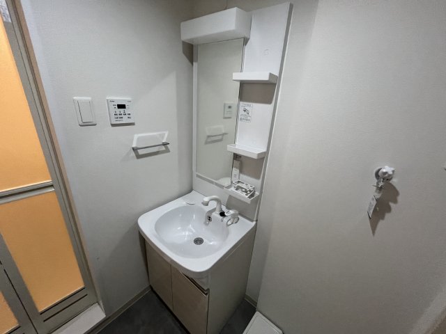 Y-City神戸鷹取の内装写真