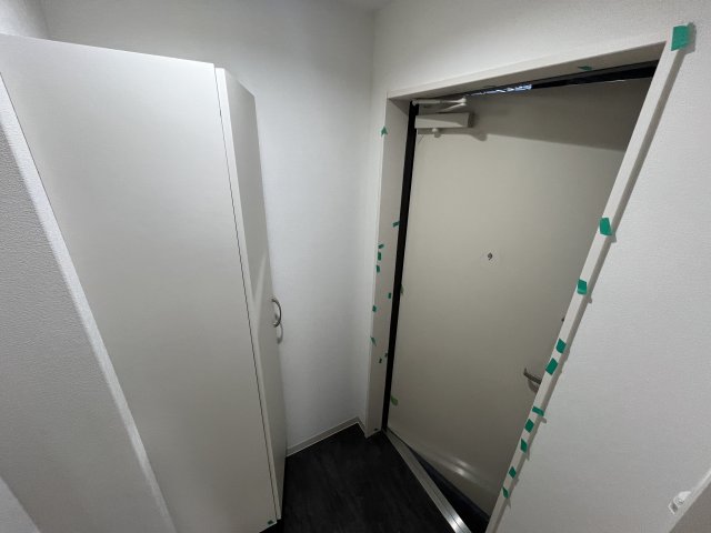 Y-City神戸鷹取の玄関写真