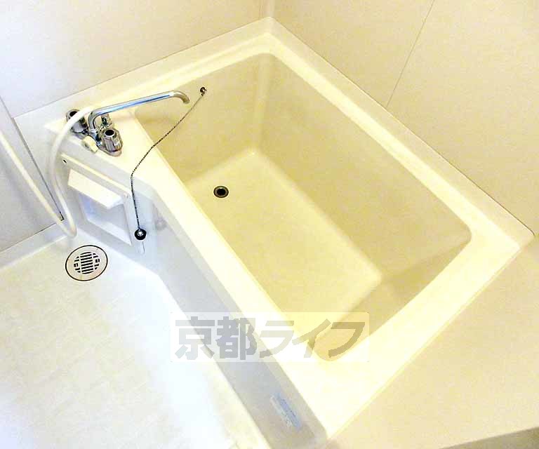 バス・シャワールーム　とってもキレイなお風呂です
