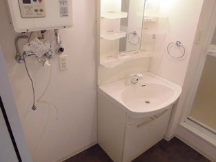 洗面設備　同タイプ内観です
