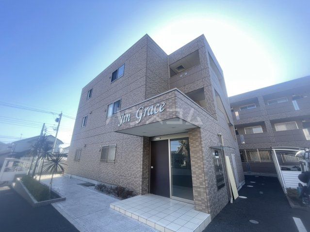 ジングレースの外観写真
